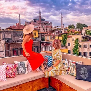 Hotel Henna
