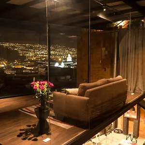 https://hotel-casa-gardenia.hotelsquito.com